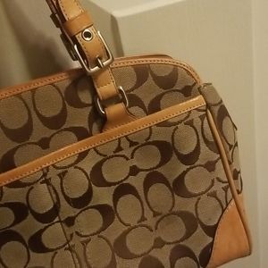 🧡 Like NEW COACH Purse 👌
